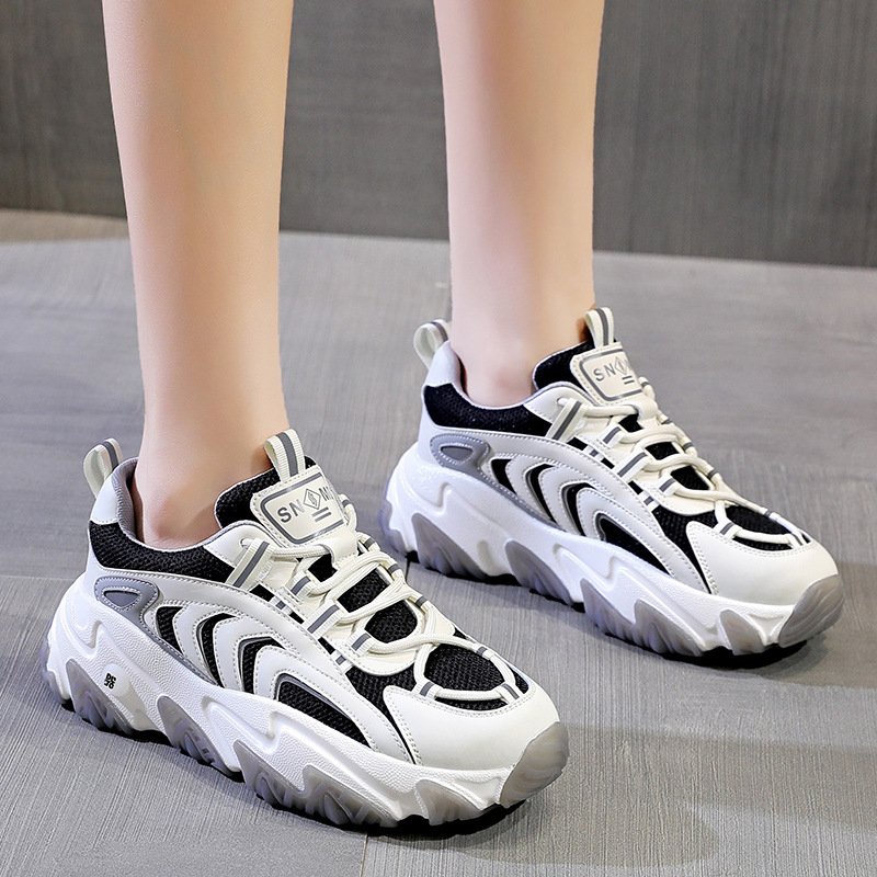 Women's 2023 autumn new women's shoes round toe sports casual shoes breathable thick bottom climax shoes women